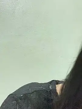 Snapshot of minmin2kk5 chatting on 01-11-25, 01:37 minmin2kk5 online show from 01-11-25, 01:37