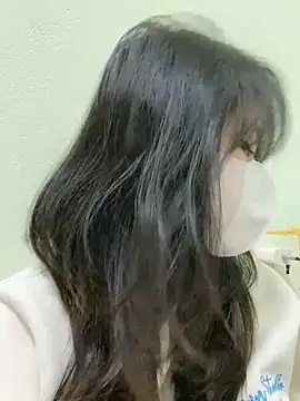 Snapshot of minmin2kk5 chatting on 01-12-25, 01:00 minmin2kk5 online show from 01-12-25, 01:00