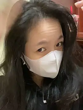 Snapshot of minmin2kk5 chatting on 01-18-25, 02:23 minmin2kk5 online show from 01-18-25, 02:23