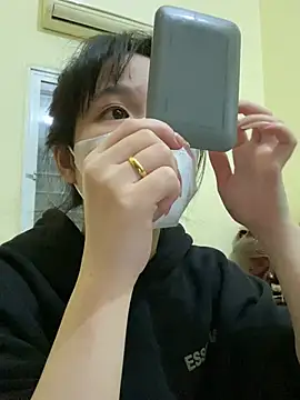 Snapshot of minmin2kk5 chatting on 02-05-25, 06:56 minmin2kk5 online show from 02-05-25, 06:56