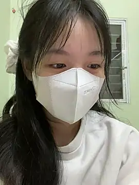 Snapshot of minmin2kk5 chatting on 03-12-25, 12:53 minmin2kk5 online show from 03-12-25, 12:53