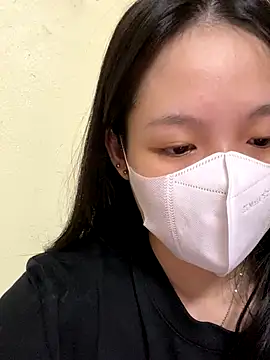 Snapshot of minmin2kk5 chatting on 09-21-25, 03:35 minmin2kk5 online show from 09-21-25, 03:35