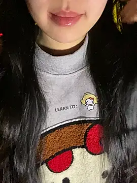 minmin2kk5 online show from 01-08-26, 03:47