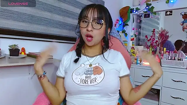 Littlerouse  online show from 01-09-25, 01:50