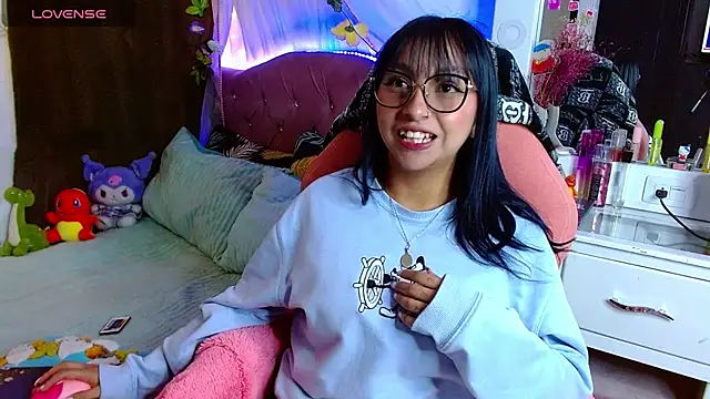 Littlerouse  online show from 02-17-25, 10:47