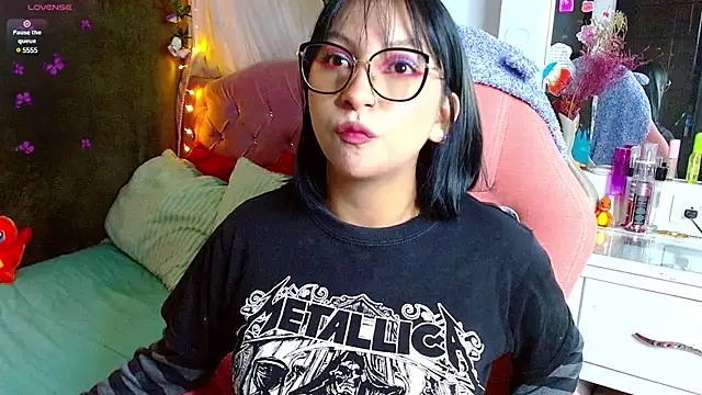 Littlerouse  online show from 03-20-25, 04:51