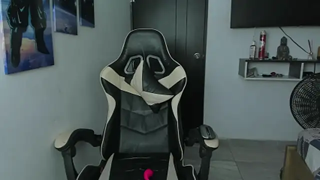 naomi berckley online show from 01-06-26, 09:57