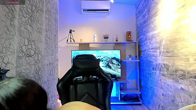 saracaball  online show from 02-22-26, 04:57