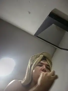 Snapshot of saracaball_ chatting on 02-26-26, 04:33 saracaball online show from 02-26-26, 04:33