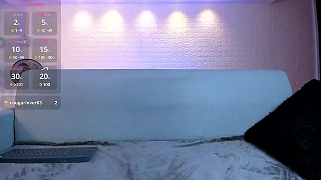 Snapshot of violet_scott chatting on 01-17-25, 04:47 violet scott online show from 01-17-25, 04:47