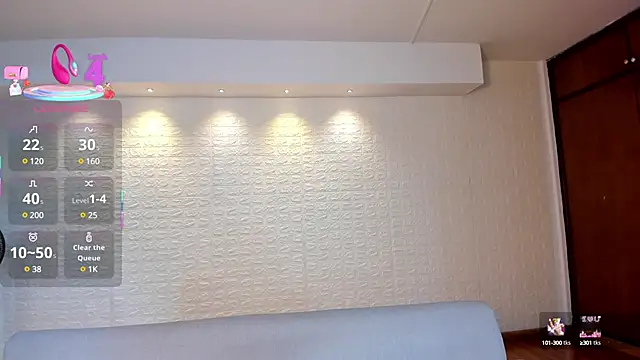 Snapshot of violet_scott chatting on 02-20-25, 10:59 violet scott online show from 02-20-25, 10:59