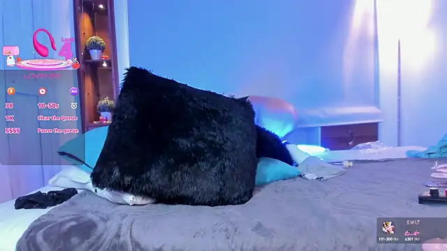 Snapshot of violet_scott chatting on 03-10-25, 05:29 violet scott online show from 03-10-25, 05:29