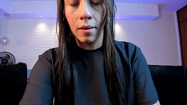 Snapshot of violet_scott chatting on 09-18-25, 10:50 violet scott online show from 09-18-25, 10:50