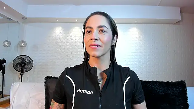 Snapshot of violet_scott chatting on 10-01-25, 10:54 violet scott online show from 10-01-25, 10:54