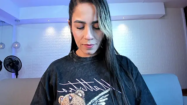 Snapshot of violet_scott chatting on 11-29-25, 10:40 violet scott online show from 11-29-25, 10:40