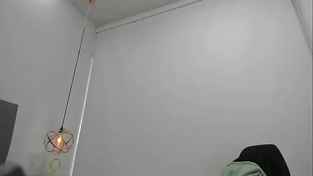 Cherllynn online show from 02-11-25, 03:18