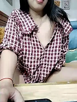 cream1299 online show from 02-21-25, 09:43