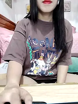 cream1299 online show from 10-17-25, 01:31