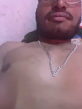 Snapshot of Wizcass chatting on 03-01-26, 10:34 Wizcass online show from 03-01-26, 10:34