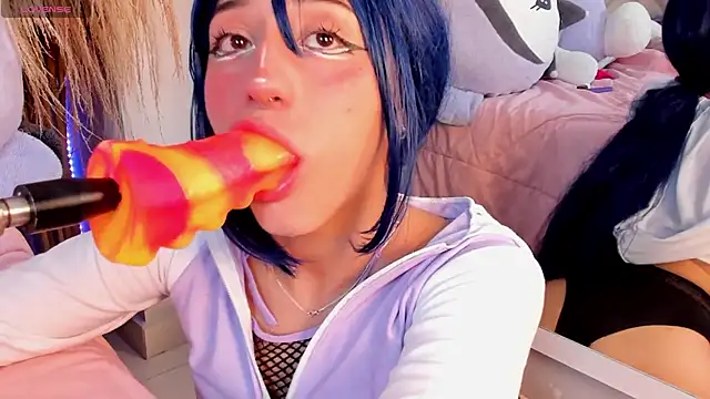 Snapshot of miia__baker chatting on 03-07-25, 12:23 miia baker online show from 03-07-25, 12:23