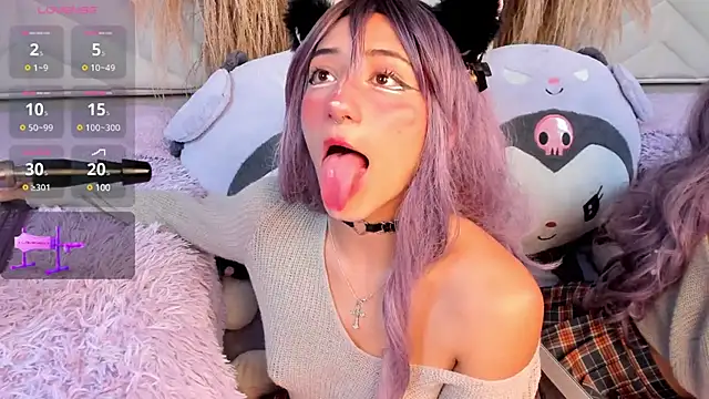 Snapshot of miia__baker chatting on 03-19-25, 12:12 miia baker online show from 03-19-25, 12:12