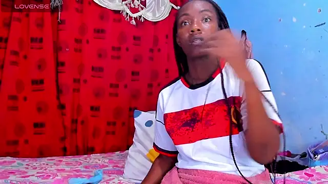 Sandyhamilttoon online show from 11-15-25, 12:30