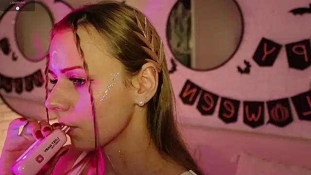 Wendy D0ll online show from 10-24-25, 09:55