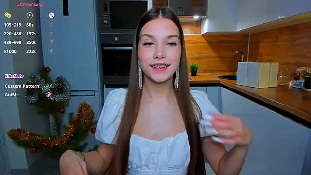  Eva Lee online show from 12-20-24, 06:02