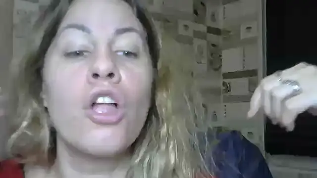 Snapshot of TherestlessKitty chatting on 12-19-25, 10:17 TherestlessKitty online show from 12-19-25, 10:17