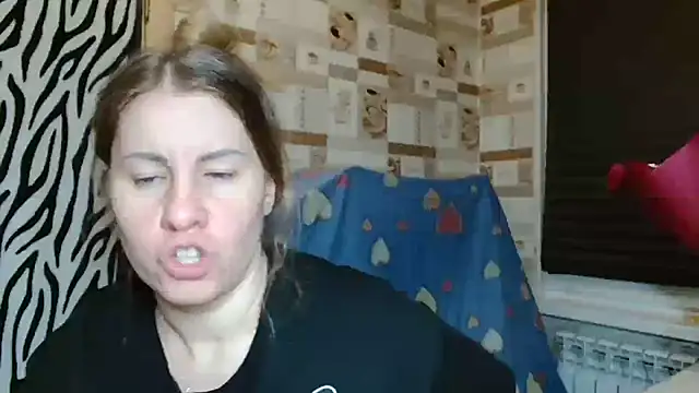 Snapshot of TherestlessKitty chatting on 02-18-26, 10:39 TherestlessKitty online show from 02-18-26, 10:39