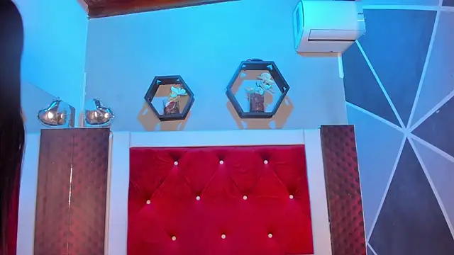 Karoll014 online show from 02-10-26, 12:20