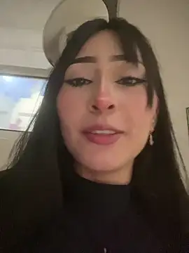 Snapshot of mikuru_hara chatting on 01-26-25, 02:45 mikuru hara online show from 01-26-25, 02:45