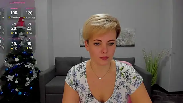 Snapshot of Julia_Wilsone chatting on 12-18-24, 06:43 Julia Wilsone online show from 12-18-24, 06:43