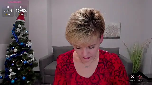 Snapshot of Julia_Wilsone chatting on 12-25-24, 01:30 Julia Wilsone online show from 12-25-24, 01:30