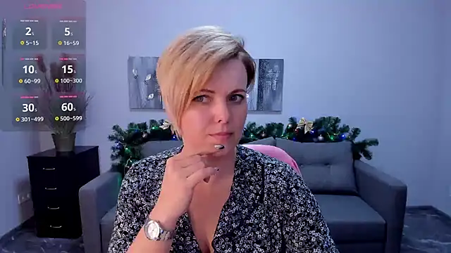 Snapshot of Julia_Wilsone chatting on 01-04-25, 06:51 Julia Wilsone online show from 01-04-25, 06:51