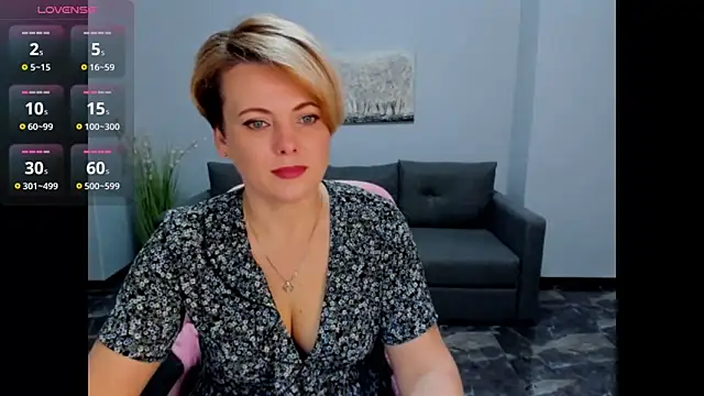 Snapshot of Julia_Wilsone chatting on 03-02-25, 06:37 Julia Wilsone online show from 03-02-25, 06:37