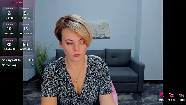 Snapshot of Julia_Wilsone chatting on 03-02-25, 09:53 Julia Wilsone online show from 03-02-25, 09:53