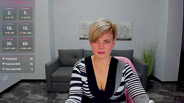 Snapshot of Julia_Wilsone chatting on 03-04-25, 03:37 Julia Wilsone online show from 03-04-25, 03:37