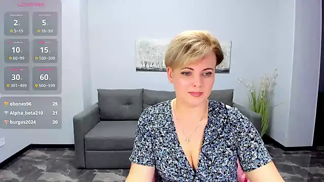 Snapshot of Julia_Wilsone chatting on 03-09-25, 03:49 Julia Wilsone online show from 03-09-25, 03:49