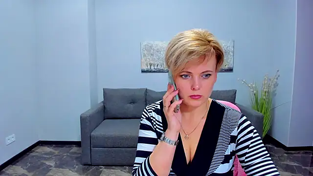 Snapshot of Julia_Wilsone chatting on 03-13-25, 10:26 Julia Wilsone online show from 03-13-25, 10:26