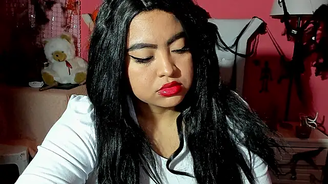 ivy roosx online show from 10-22-25, 07:35