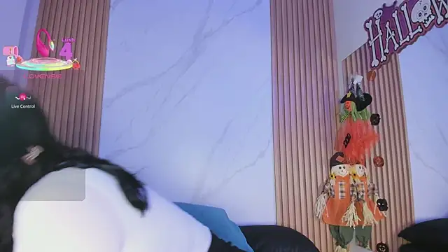 juicy led  online show from 10-28-25, 11:14