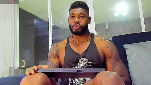 Makonneen online show from 12-19-24, 04:02