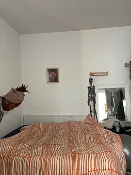 Snapshot of Goddess_Nafeesha chatting on 10-29-25, 03:03 Goddess Nafeesha online show from 10-29-25, 03:03