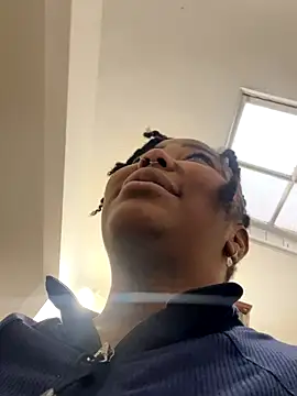 Snapshot of Goddess_Nafeesha chatting on 10-31-25, 06:20 Goddess Nafeesha online show from 10-31-25, 06:20