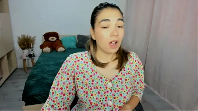 Alexa Dolly12 online show from 09-13-25, 05:40