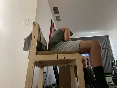 Snapshot of freakzmexx chatting on 03-08-25, 08:25 freakzmexx online show from 03-08-25, 08:25