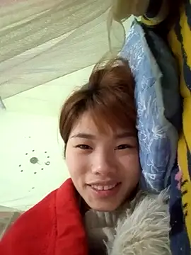 Snapshot of Lonalysexy chatting on 02-25-25, 07:31 Lonalysexy online show from 02-25-25, 07:31
