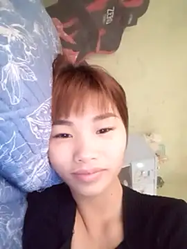 Snapshot of Lonalysexy chatting on 03-19-25, 06:24 Lonalysexy online show from 03-19-25, 06:24