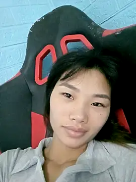 Snapshot of Lonalysexy chatting on 10-19-25, 06:36 Lonalysexy online show from 10-19-25, 06:36